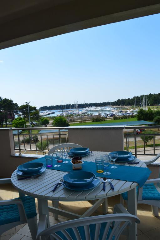 Apartments Nautica Novigrad  Luaran gambar