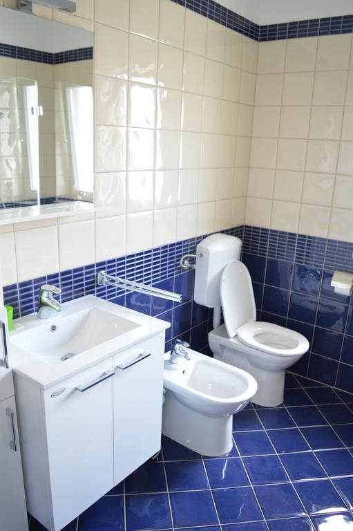Apartments Nautica Novigrad  Bilik gambar